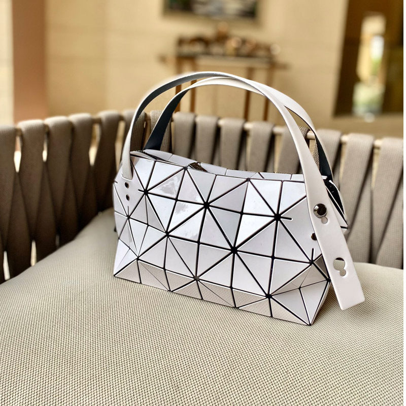 Women's Stitching Geometric Diamond Pattern Fashion Dumpling Bags