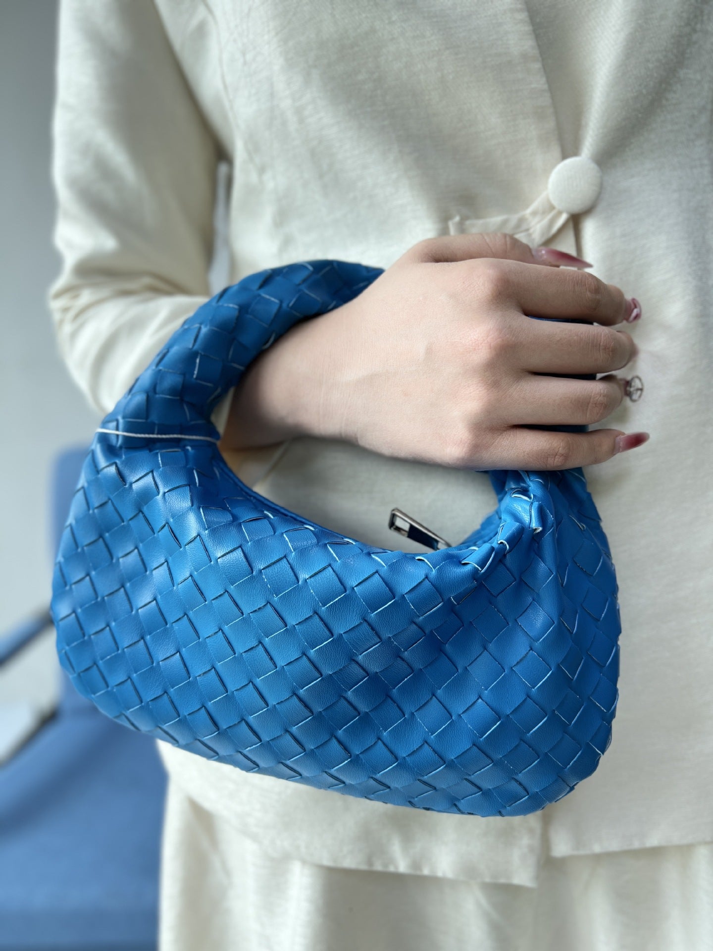 Classic Trendy Cool Hand-woven Horn Portable Handbags