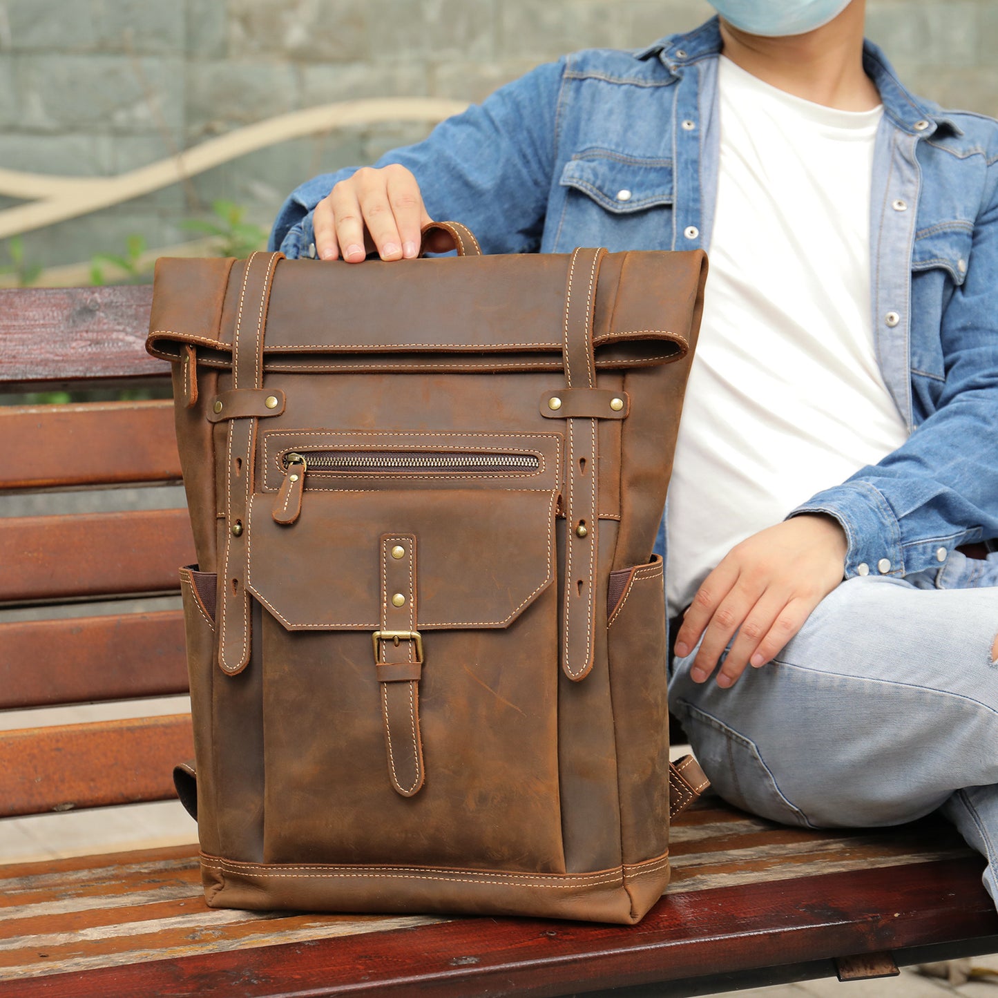Men's Retro Crazy Horse Leather Mountain Climbing Backpacks