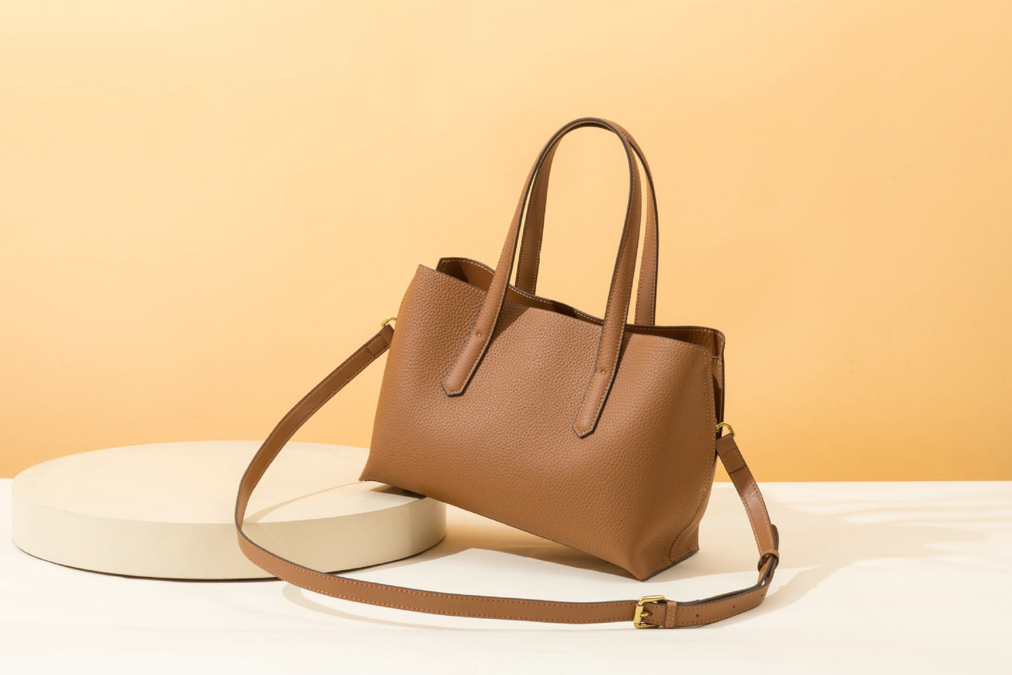 Women's Genuine Leather Vintage Fashion Female First Handbags