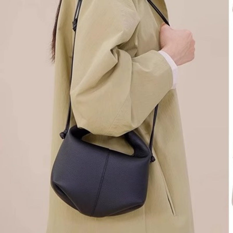 Attractive Lunch Niche High-grade Cowhide Commuter Bags