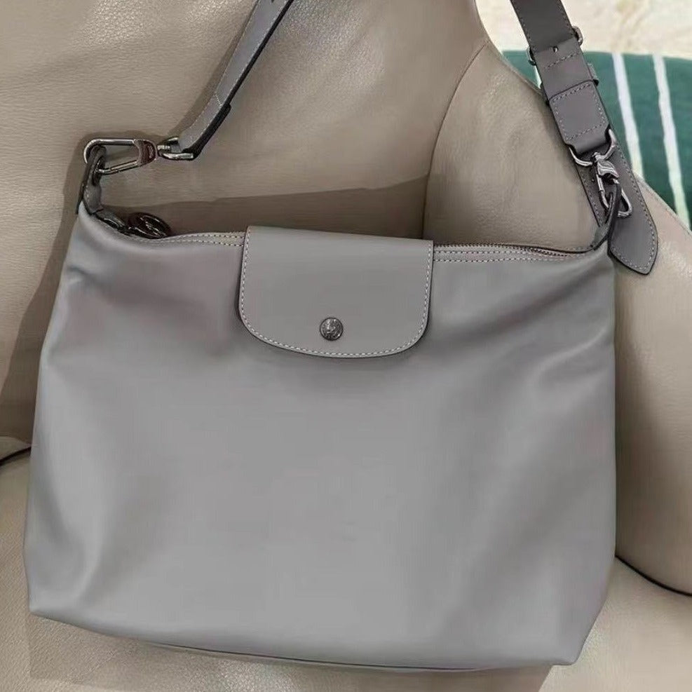 Charming Spring Underarm High-grade Large Capacity Shoulder Bags