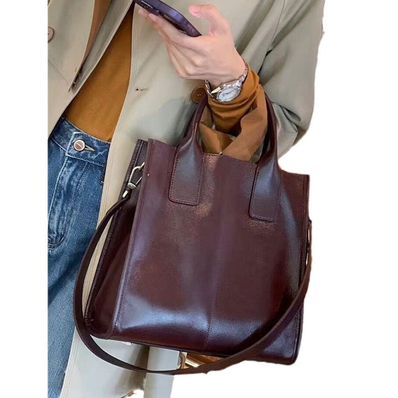 Women's Large Capacity Fashionable Elegant Commuter Genuine Shoulder Bags