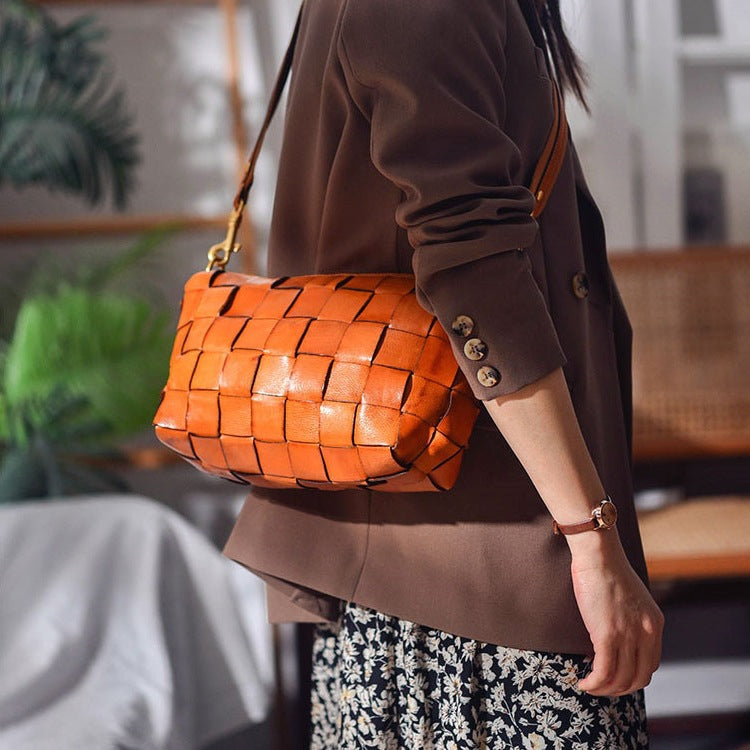 Women's Strap Woven Niche Design Soft Cowhide Shoulder Bags