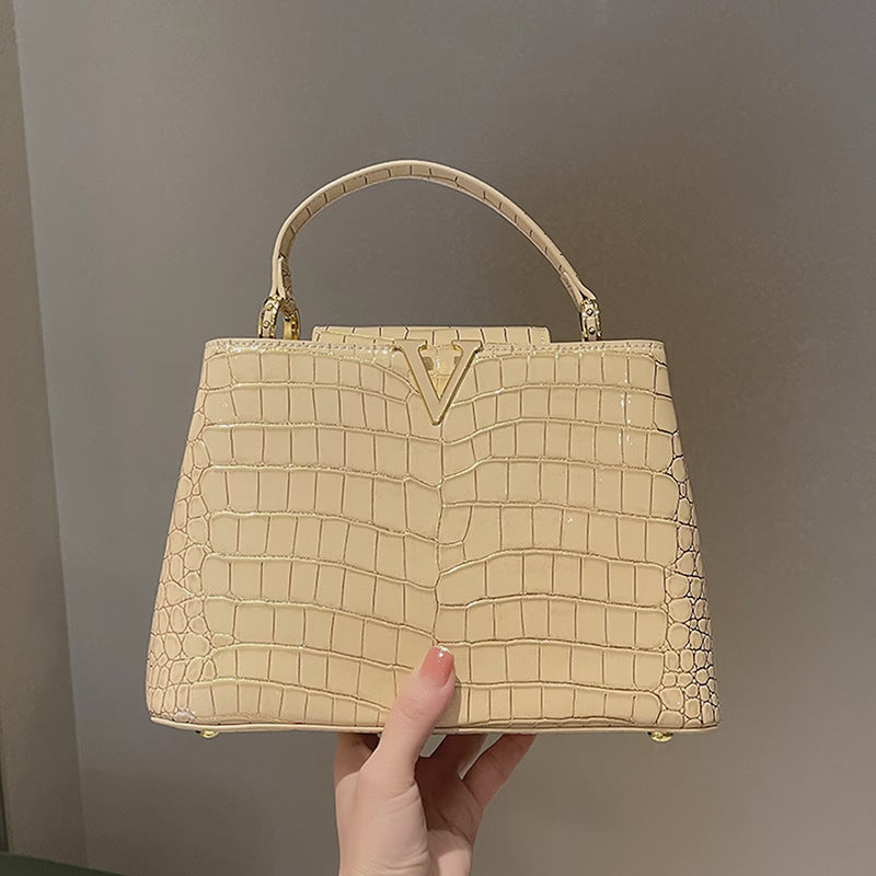 Women's High-grade Crocodile Pattern Portable Commuter Genuine Crossbody Bags