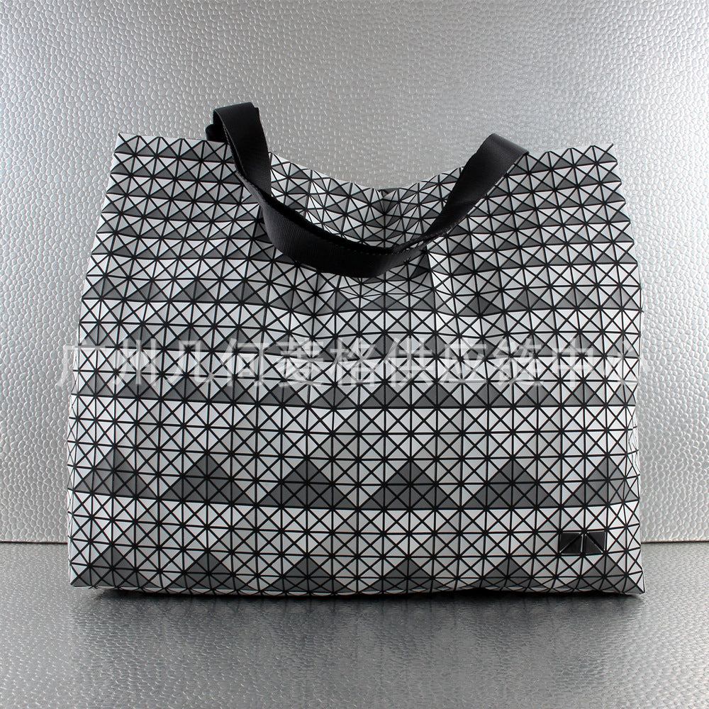 Geometric Diamond Pattern Silicone Check Lifetime Shoulder Bags