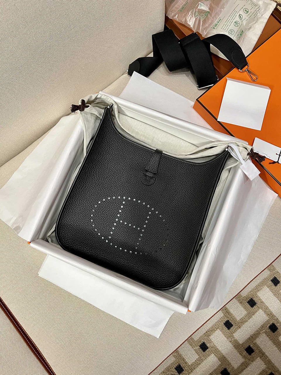 Women's Imported Leather Genuine Soft Wax Thread Crossbody Bags