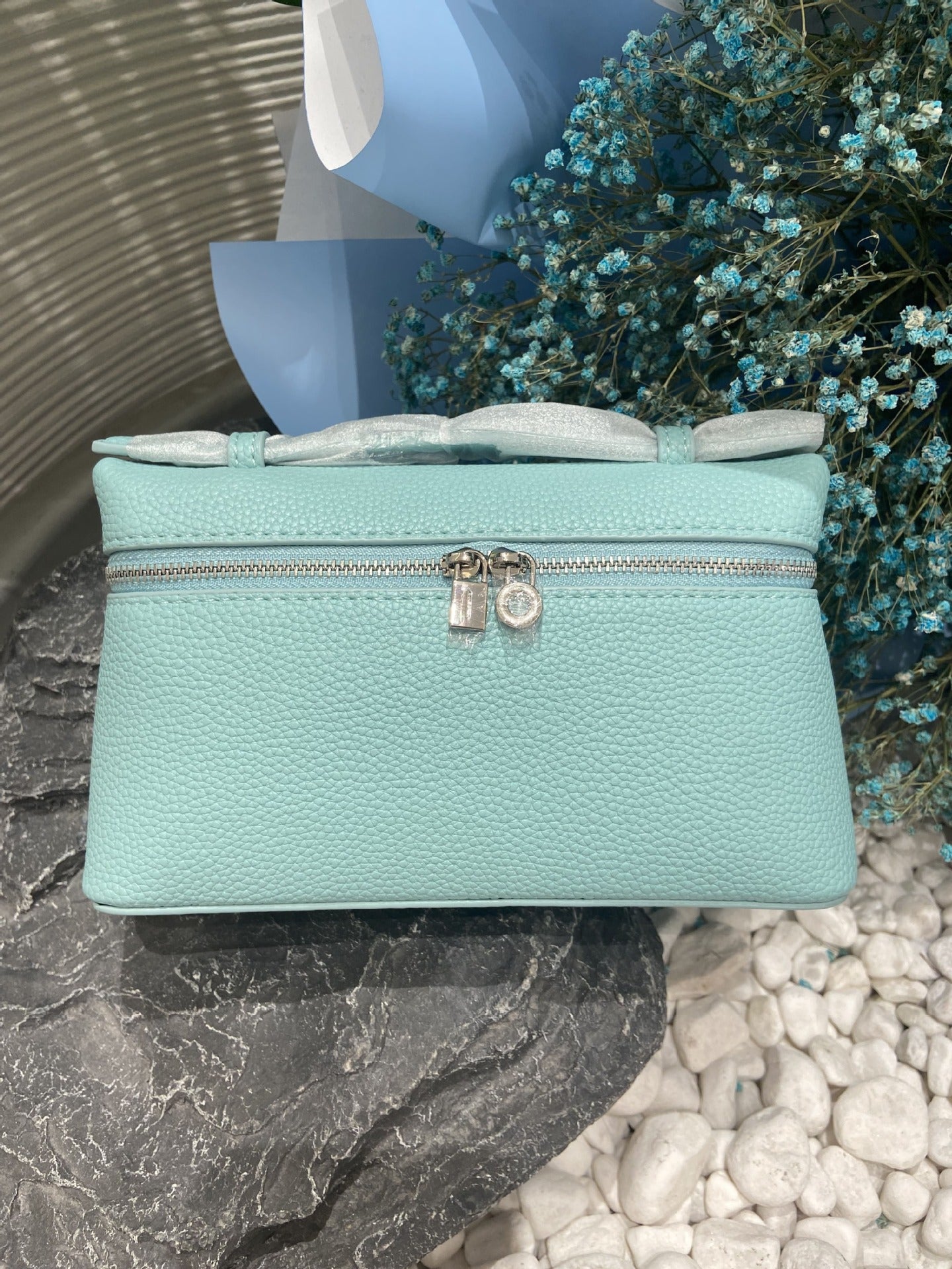 Women's Strictly Selected Lunch Box Genuine Leather Crossbody Bags