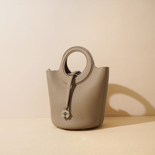Women's Leather Versatile Classic Vegetable Basket First Handbags