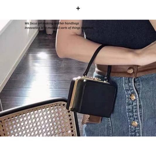 Women's Arc Underarm Dinner Chain Portable Genuine Handbags