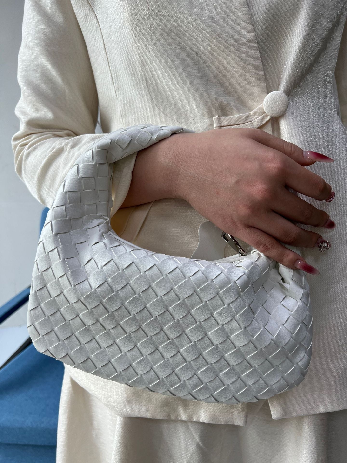 Classic Trendy Cool Hand-woven Horn Portable Handbags