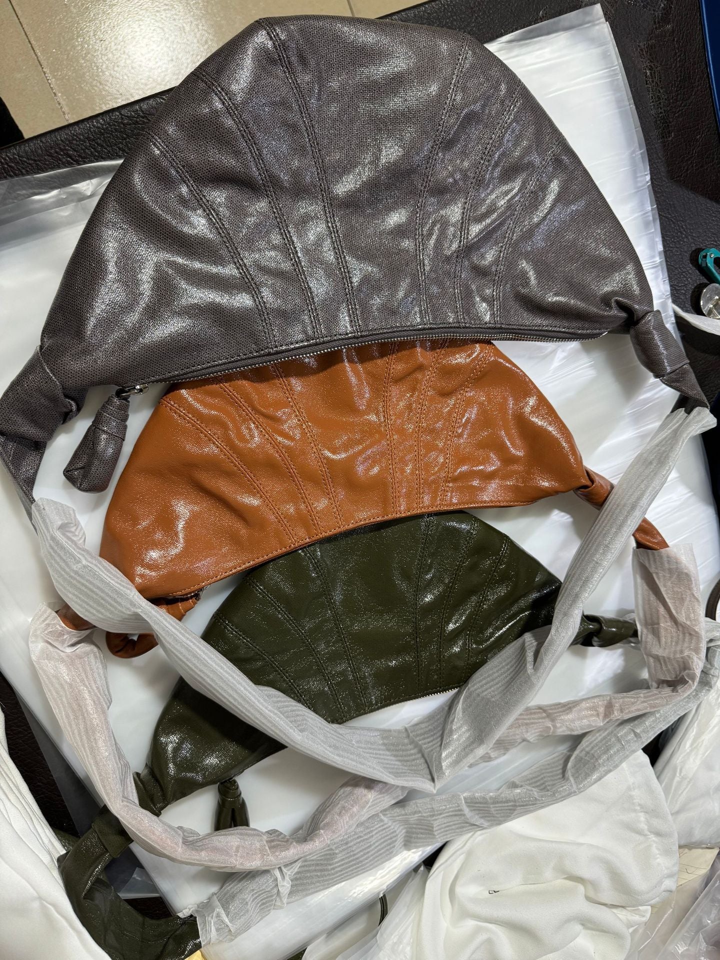 Charming Knotted Croissant Fashion Ode Dumpling Crossbody Bags