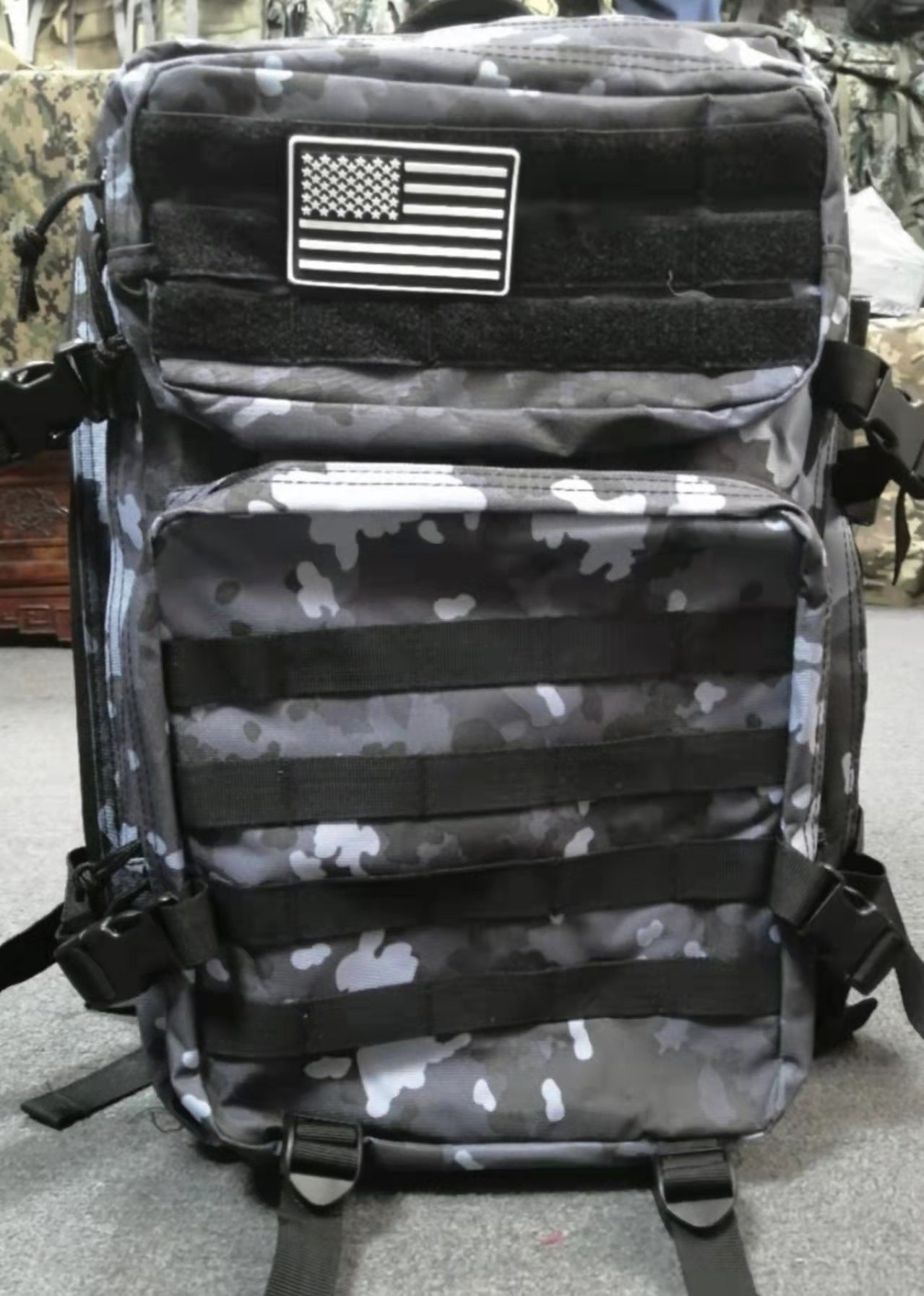 Men's Classy Camouflage Large Capacity Commuter Backpacks
