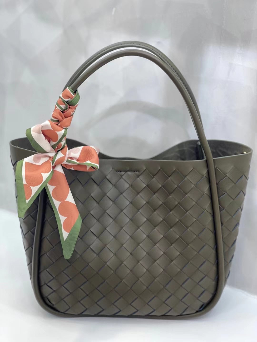 Women's Hand-woven Genuine Leather Vegetable Basket Shopping Shoulder Bags