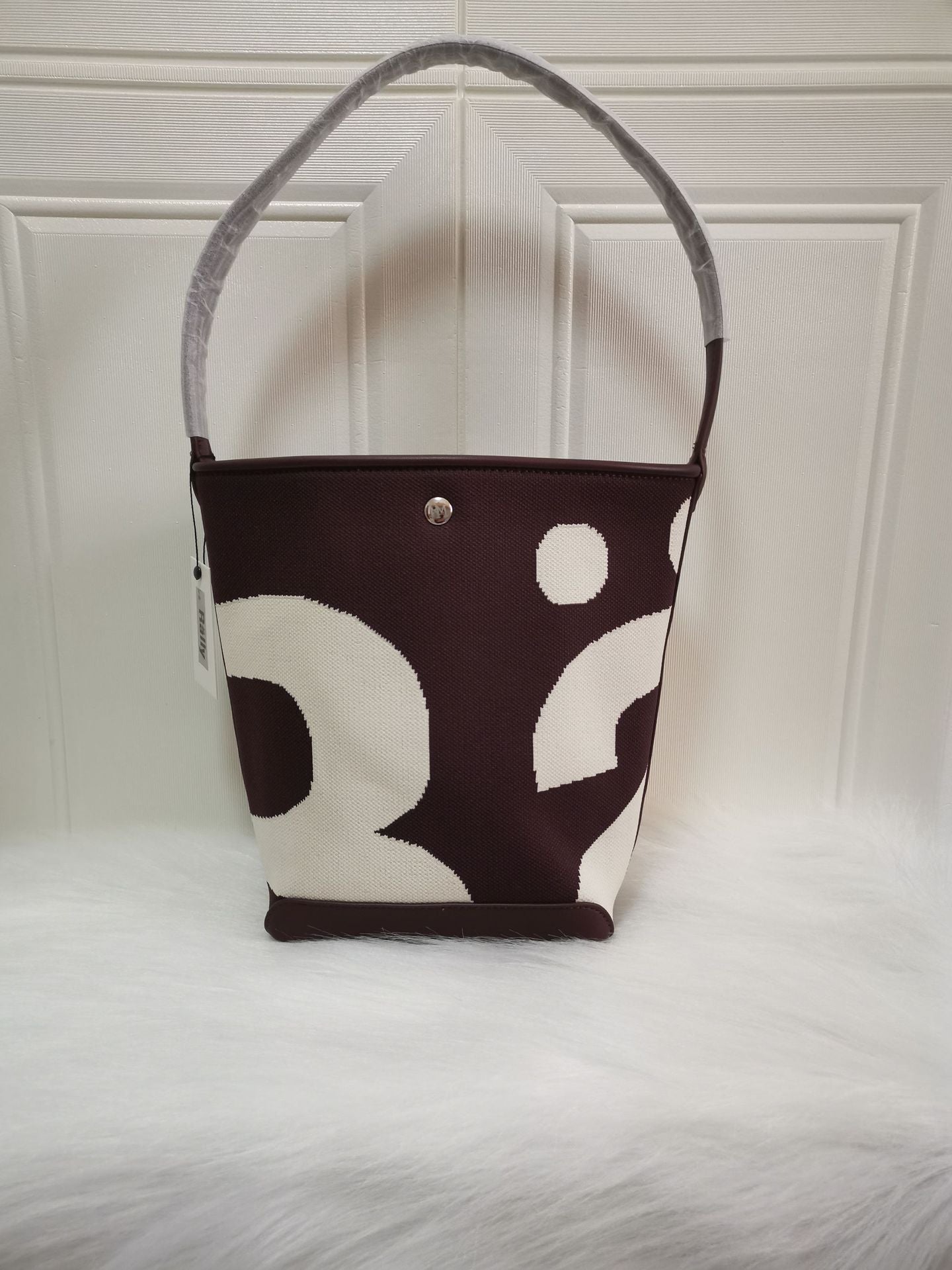 Women's Fashionable Large Capacity Letter Printing Shoulder Bags