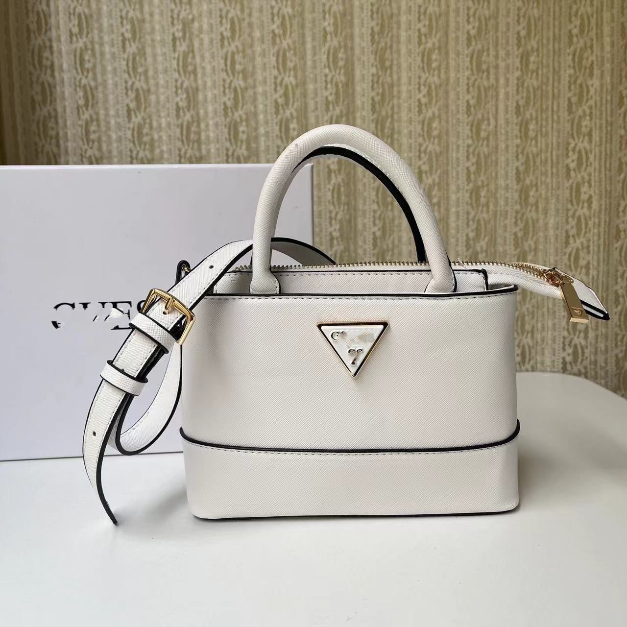 Women's Trendy Mini Sized Simple Fashion Vintage Shoulder Bags