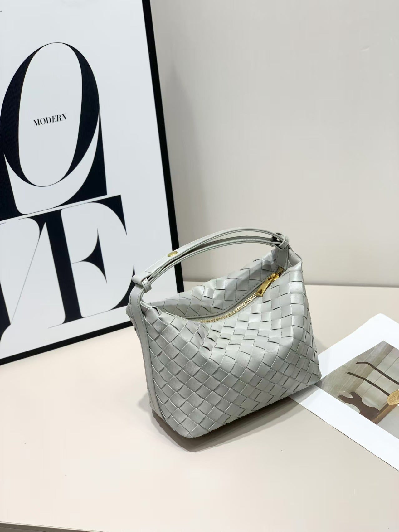 Women's Western Style Fashion Woven Retro Trend Handbags