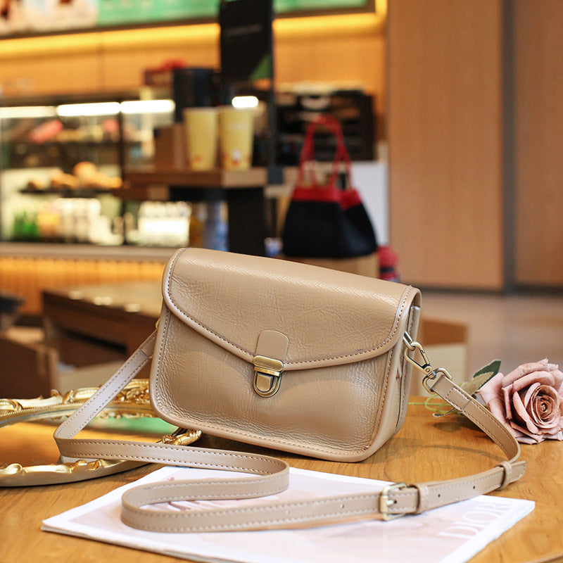 Women's Large Capacity Genuine Leather Vegetable Tanned Shoulder Bags