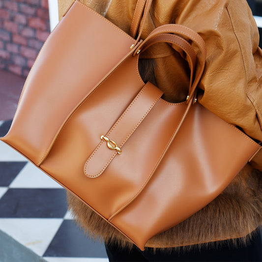 Women's Large Capacity Textured Fashion Portable Light Handbags