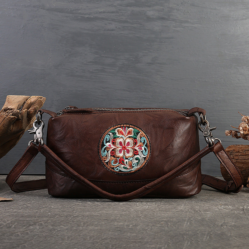 Women's Genuine Leather Large Capacity Pillow Retro Ethnic Handbags