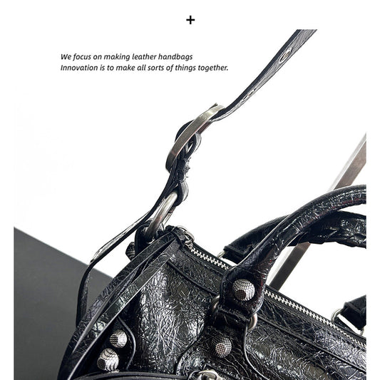 Fashionable Dark Motorcycle Rivet Design Little Shoulder Bags
