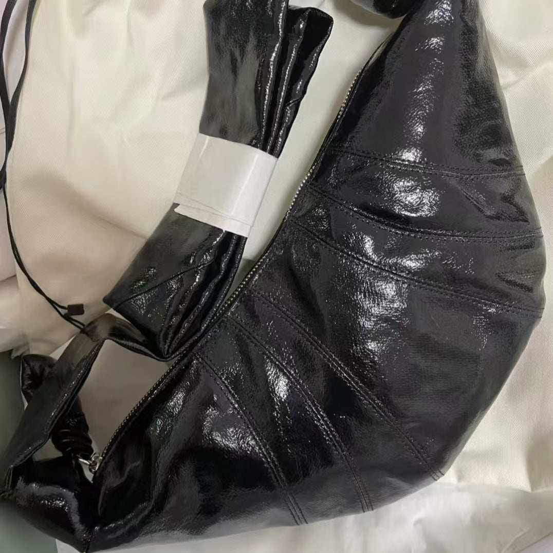 Charming Knotted Croissant Fashion Ode Dumpling Crossbody Bags