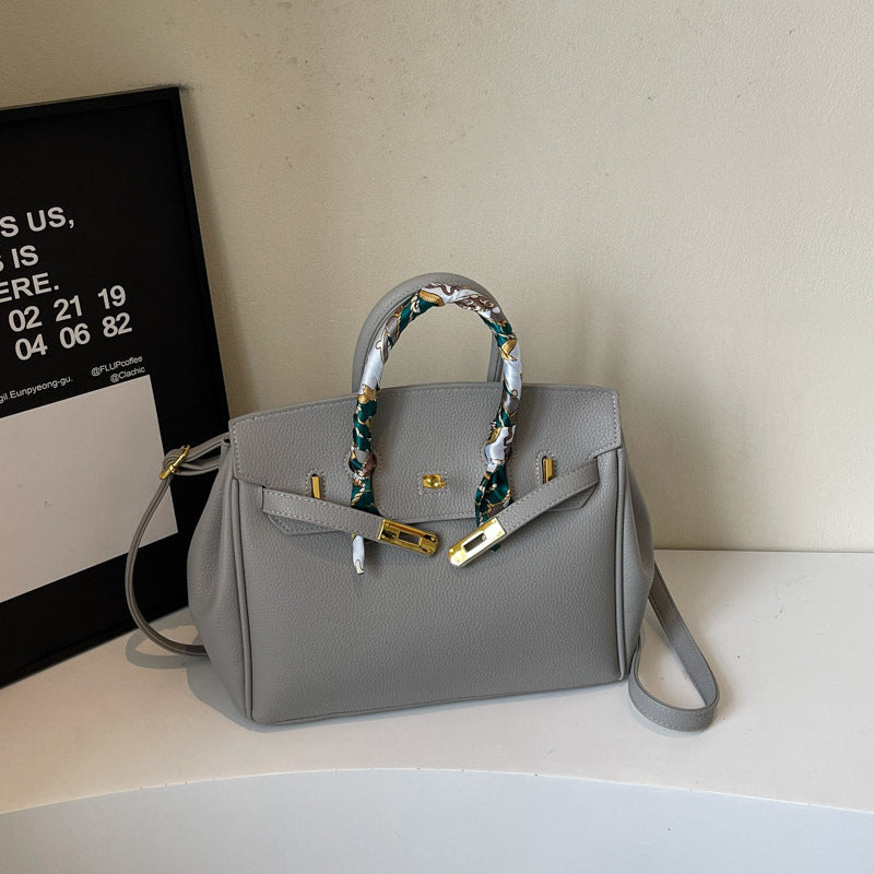 Comfortable Women's Large Capacity Fashionable High-grade Handbags