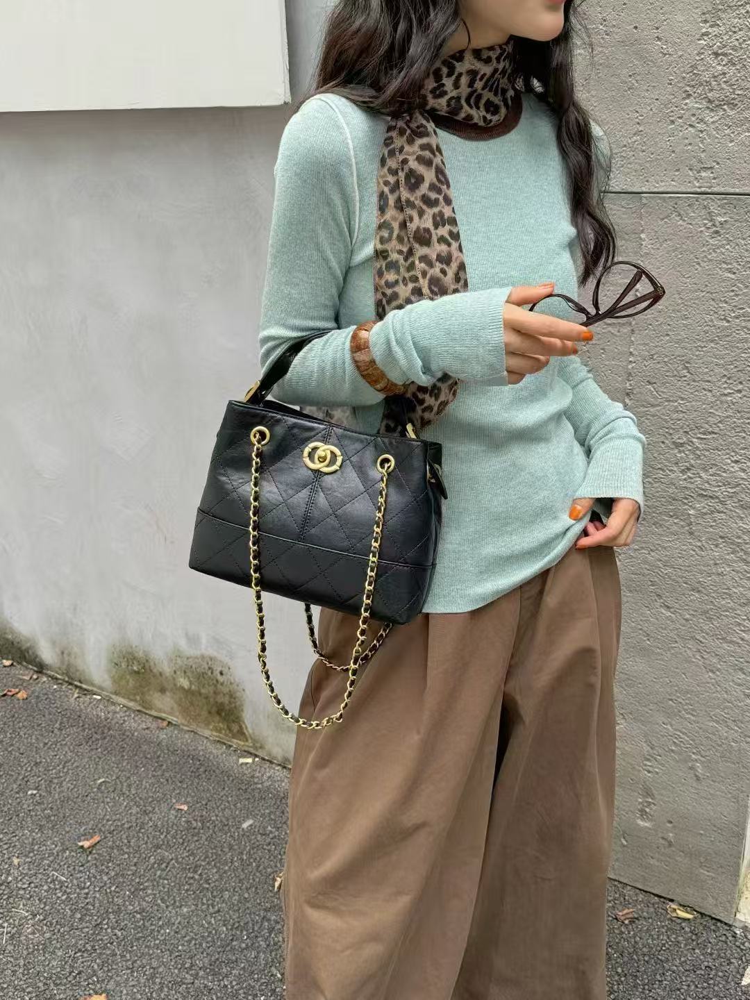 Popular Diamond Style Autumn Minority Fashion Tote Bags