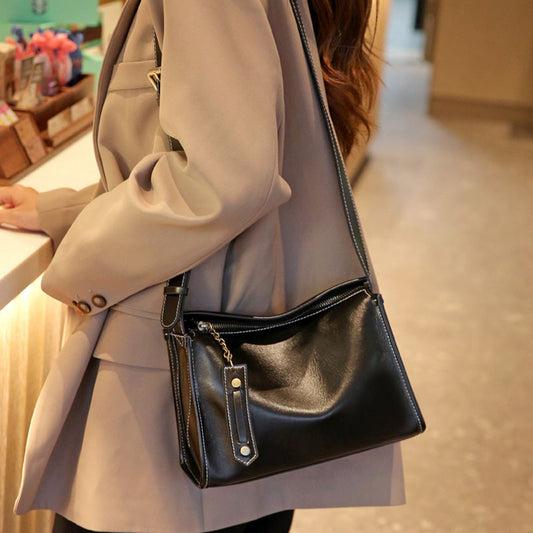 Women's Leather Fashion Cattlehide Versatile Soft Shoulder Bags