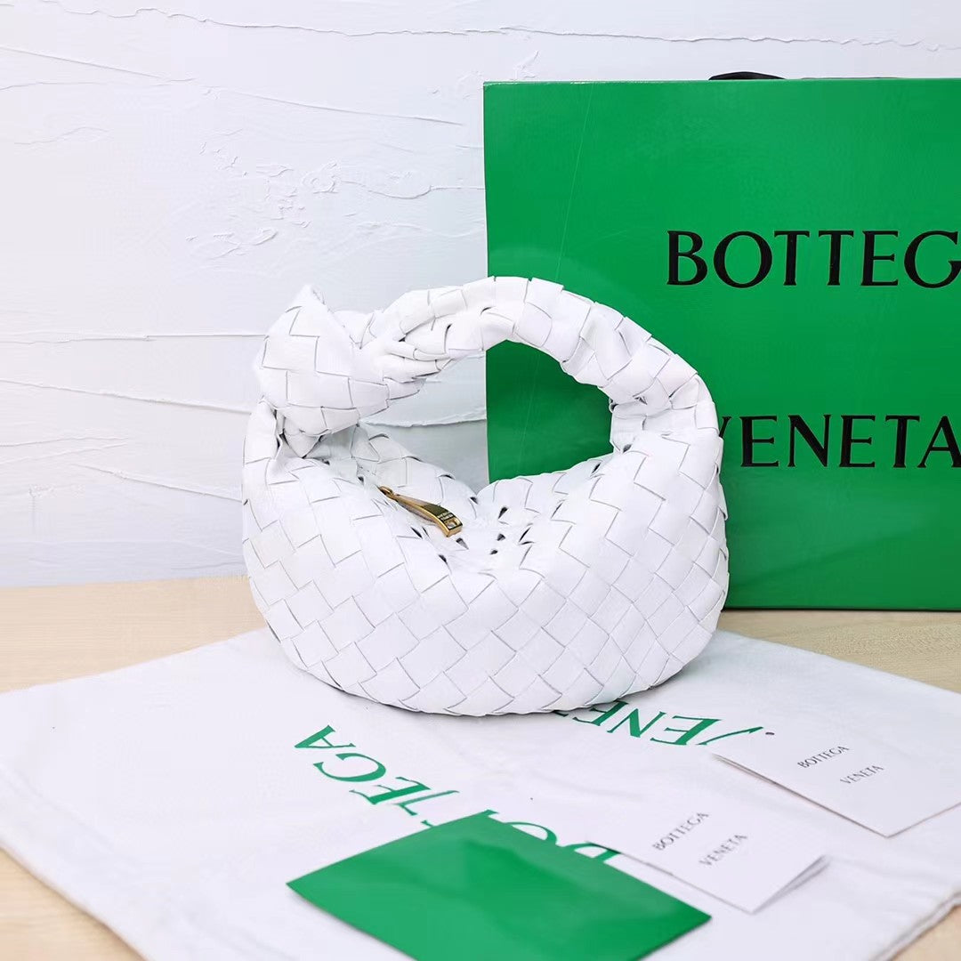 Croissant Knotted Clutch Light Use Large Handbags
