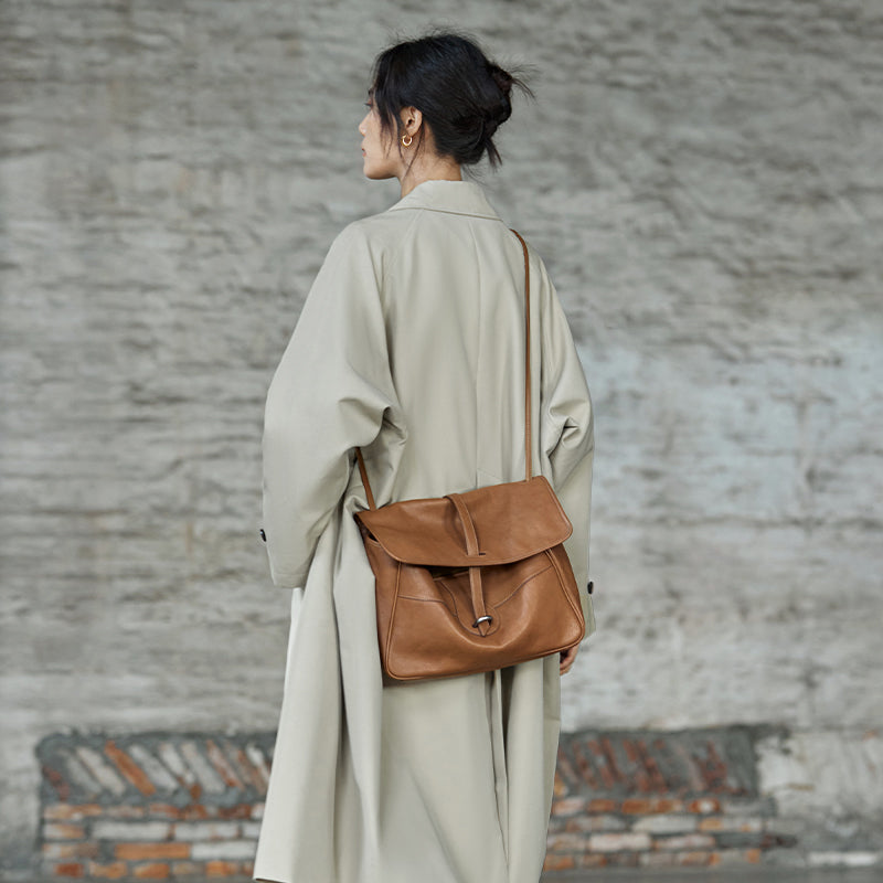 Women's Tanning Leather Niche Retro Commuter Shoulder Bags