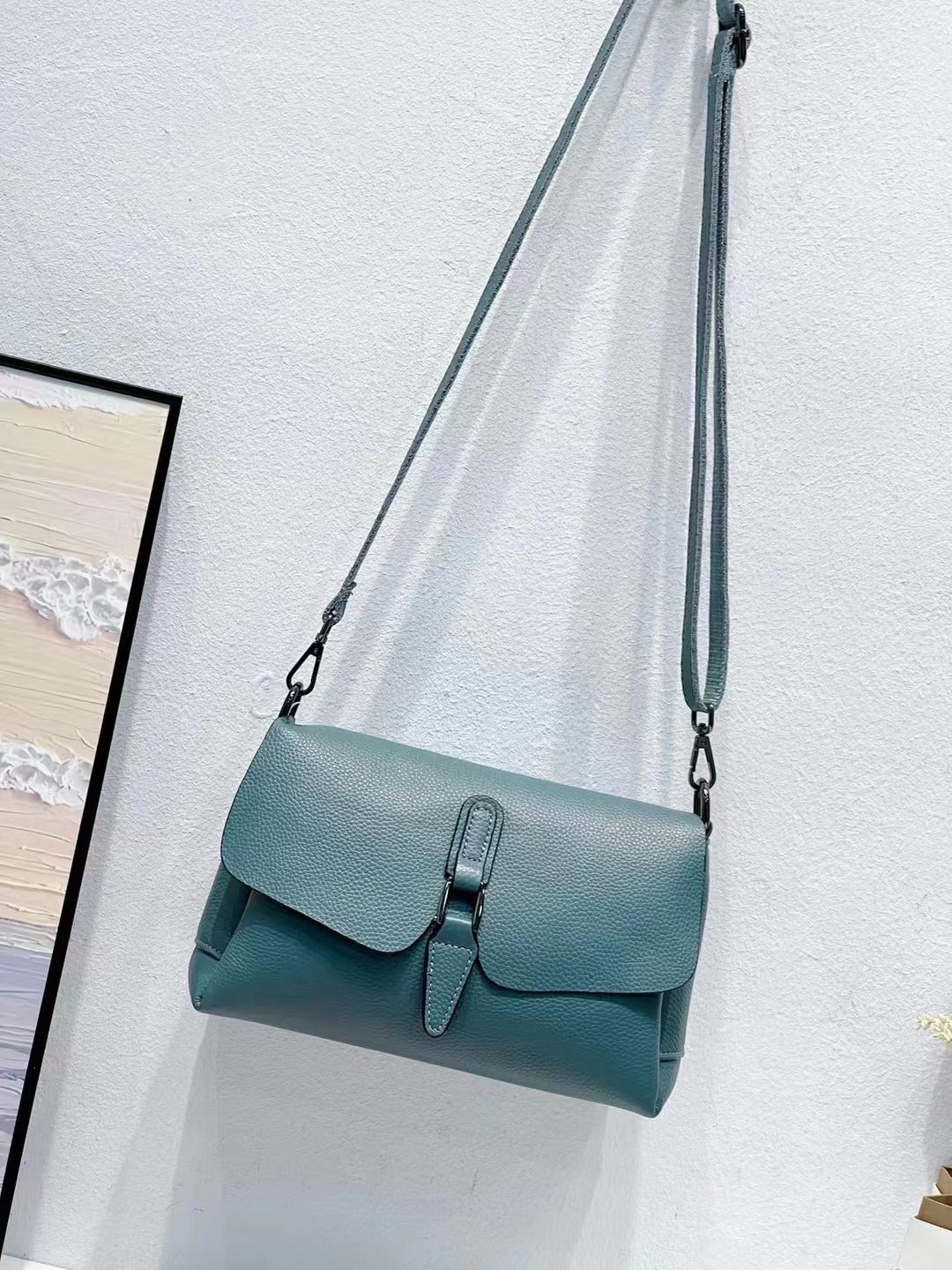 Women's First Layer Cowhide Single Medium Lady's Crossbody Bags
