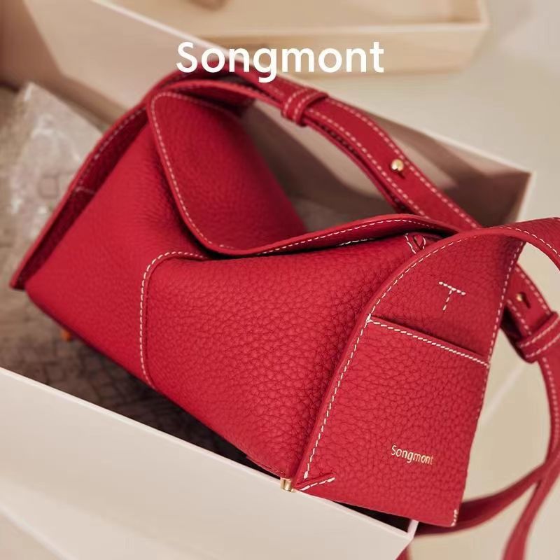 Pine Medium Size Eaves At The Foot Of Layer Crossbody Bags