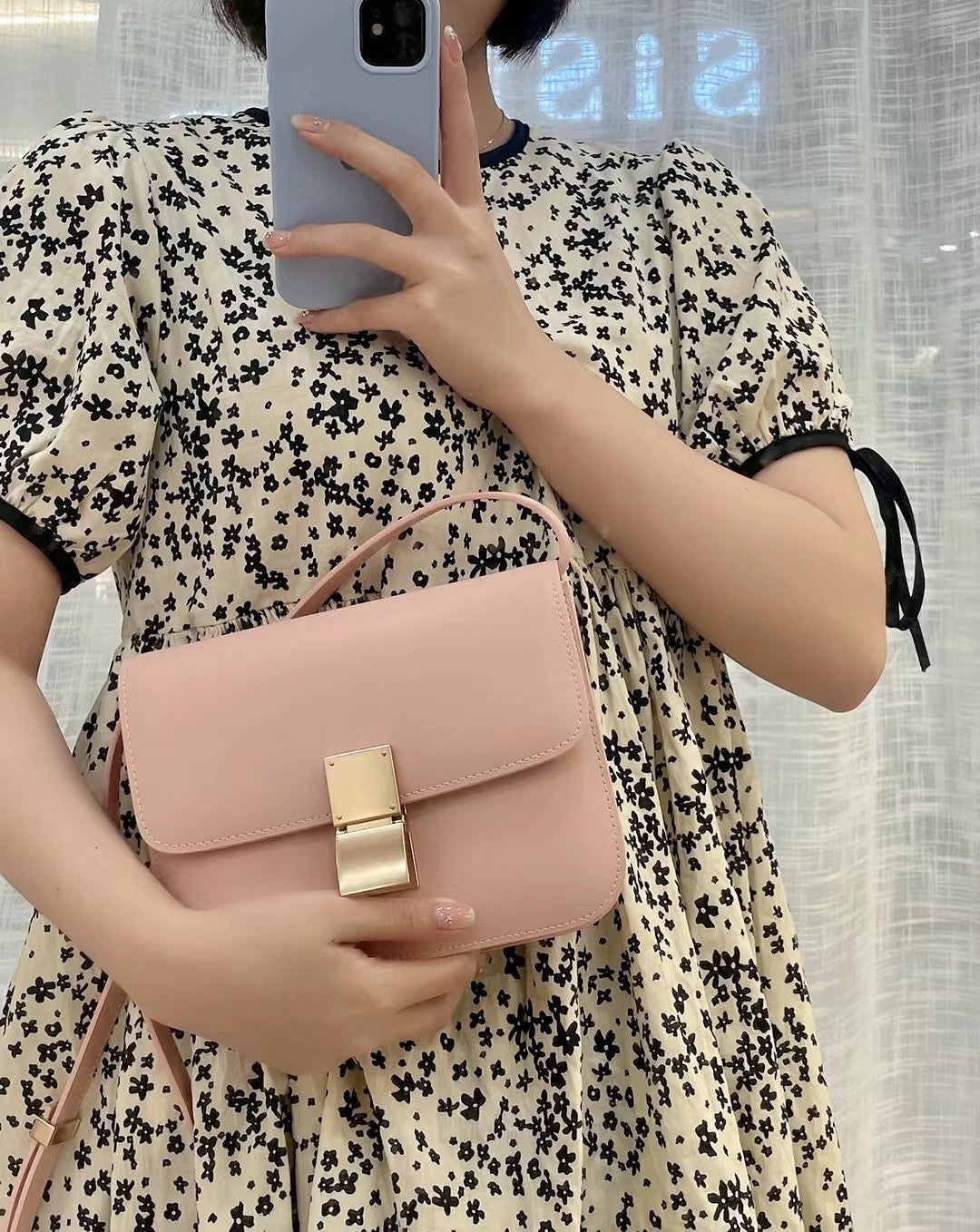 Women's Cowhide Popular Advanced Texture Fashionable Portable Shoulder Bags