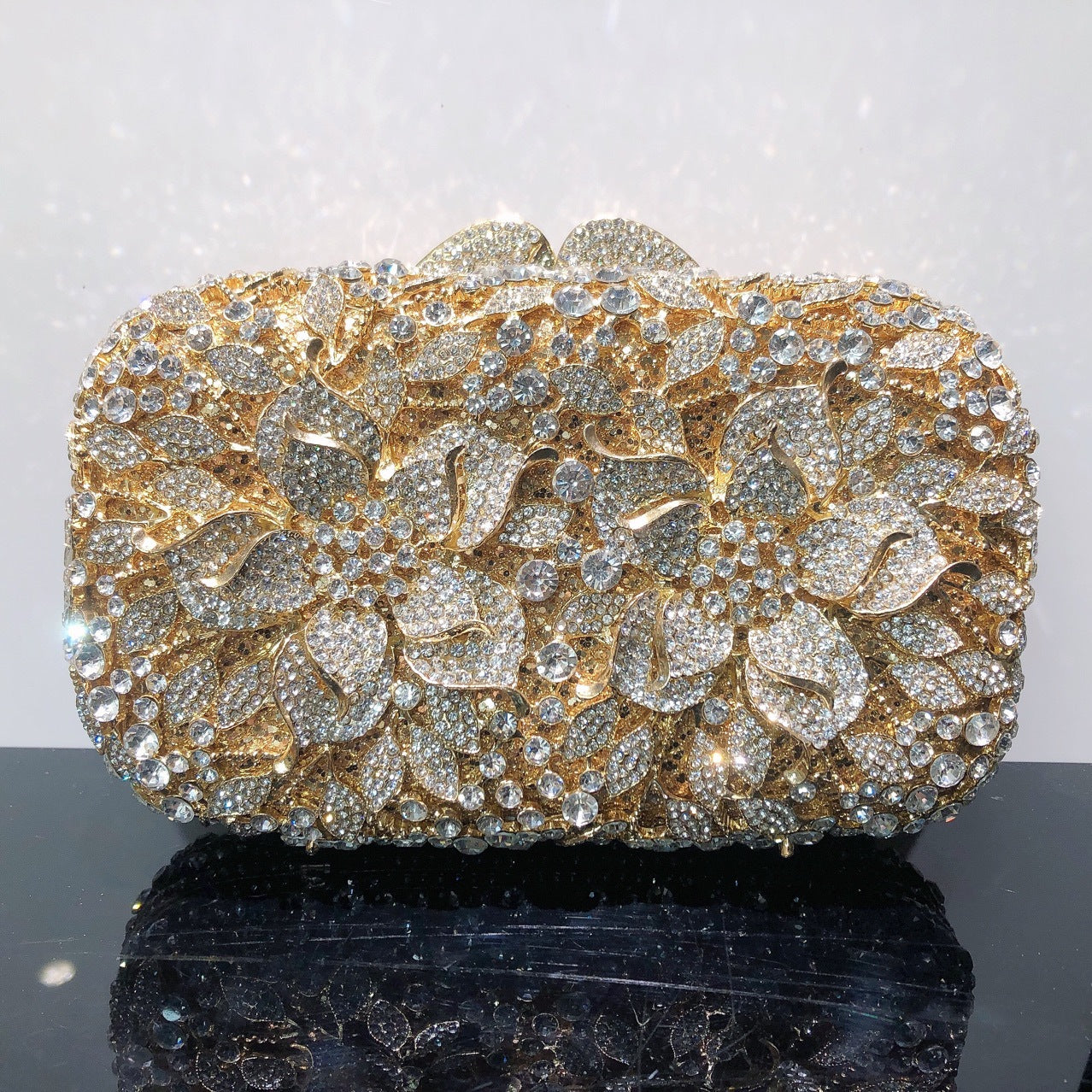Hollow Flower Diamond Banquet Full Steamed Evening Bags