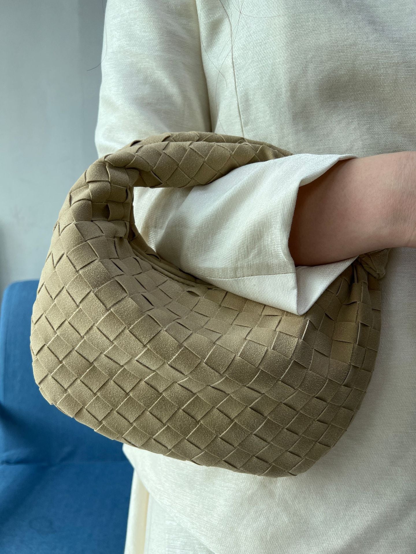 Women's Size Frosted Woven Croissant Price Shoulder Bags