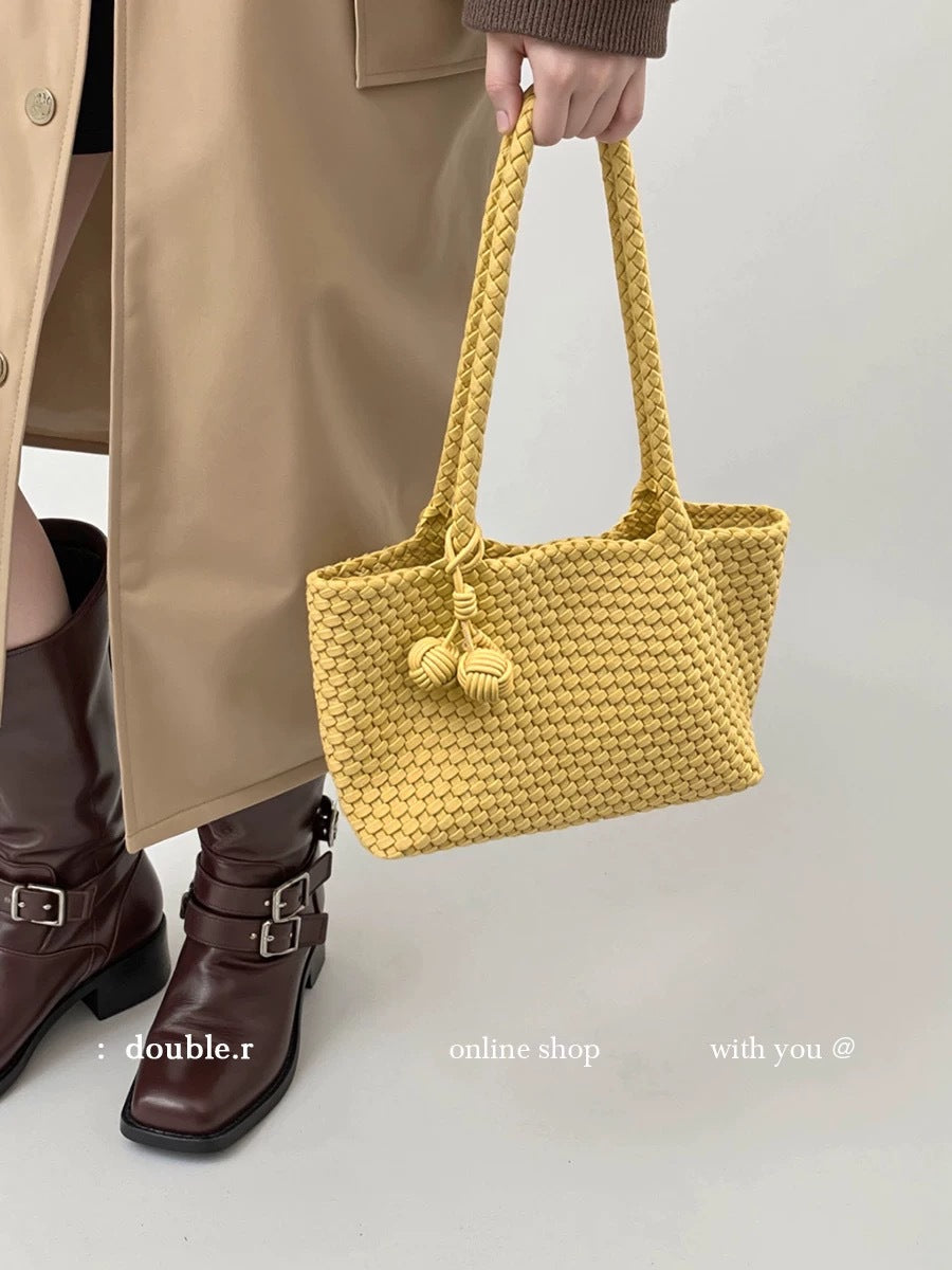 Women's Pretty Horizontal Woven Hand Carrying Commuter Handbags
