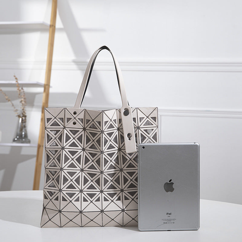 Women's Summer Fashion Minimalist Hollow Diamond Geometric Shoulder Bags