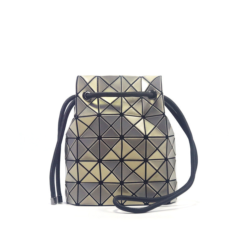 Women's Triangle Drawstring Rhombus Single Life Shoulder Bags