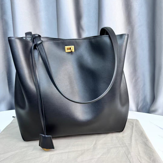 Women's Unisex Style Large Capacity Cowhide Leather Bags