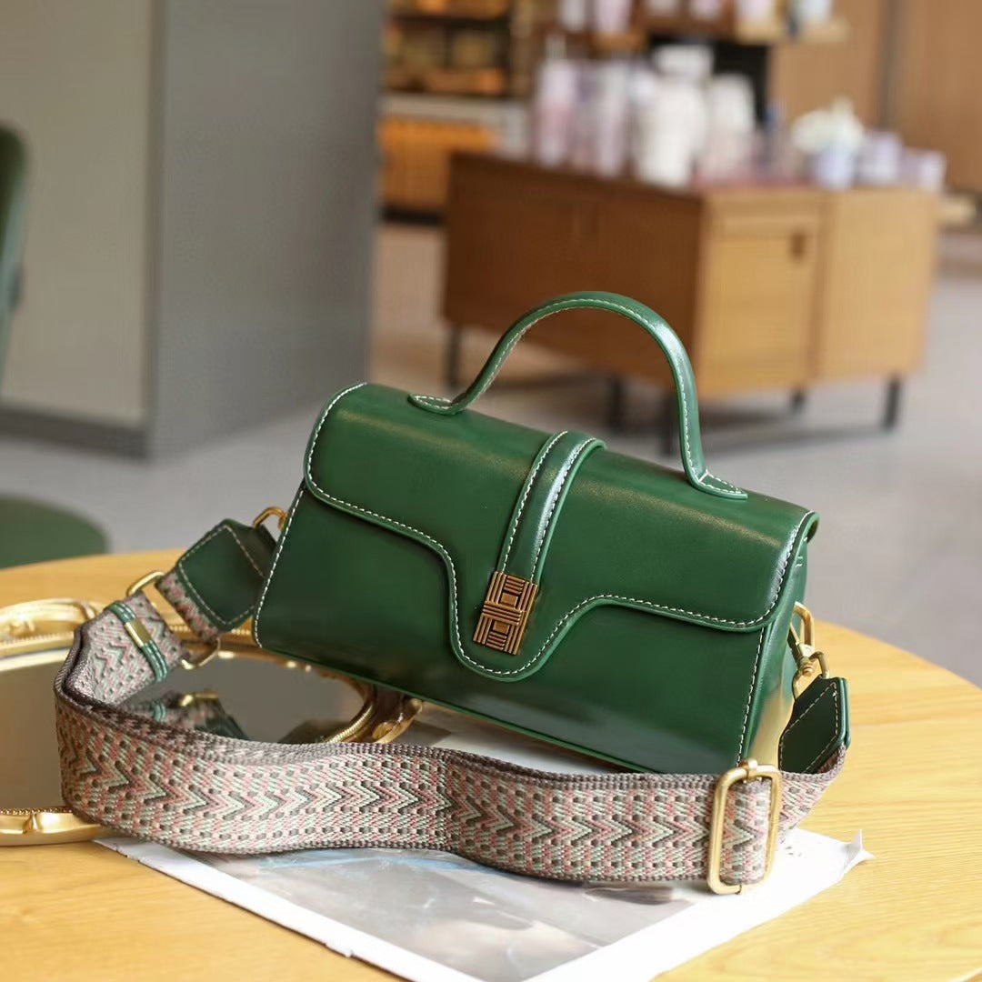 Women's Retro Pillow First Layer Cowhide Design Shoulder Bags