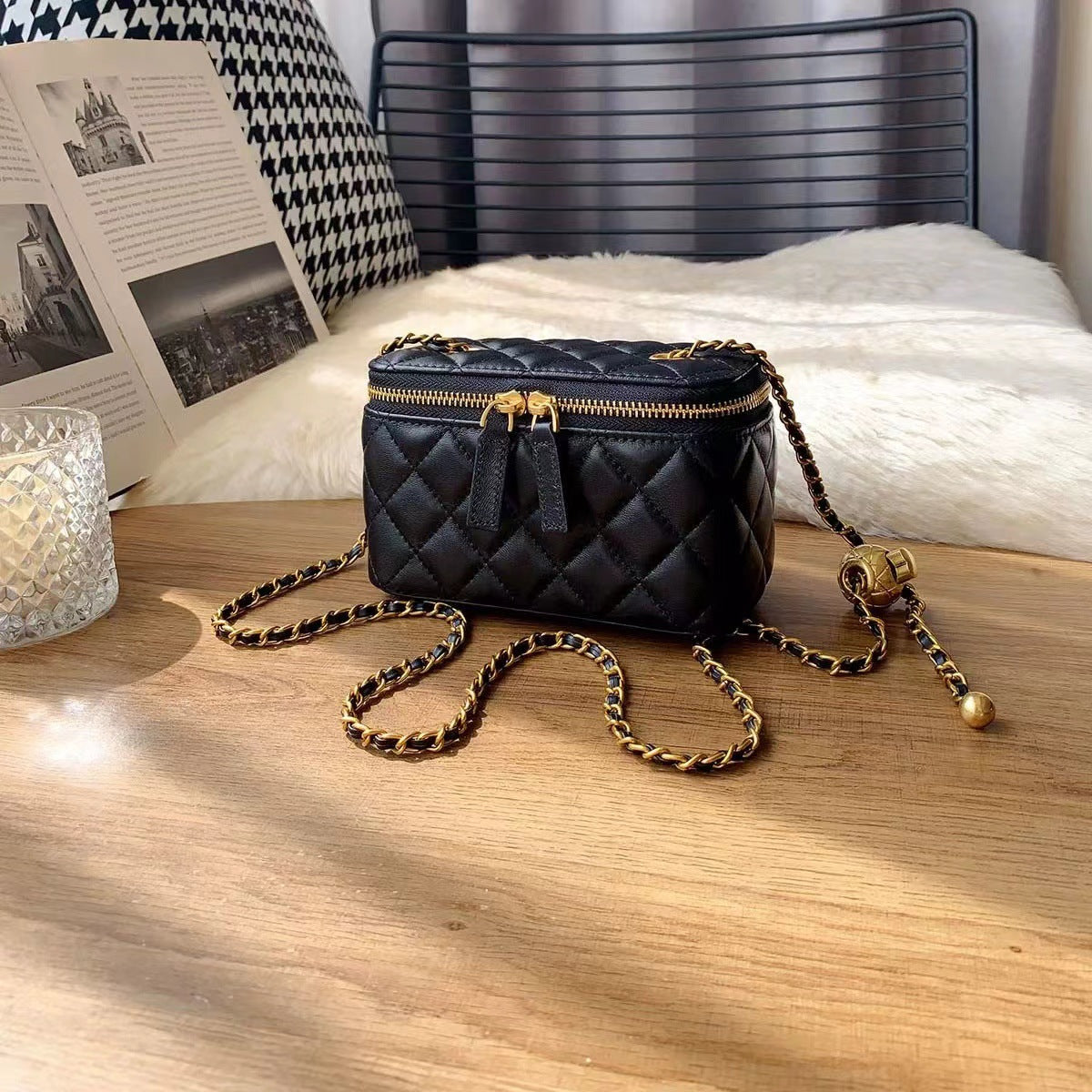 Women's Style Golden Ball Rhombus Chain Genuine Crossbody Bags