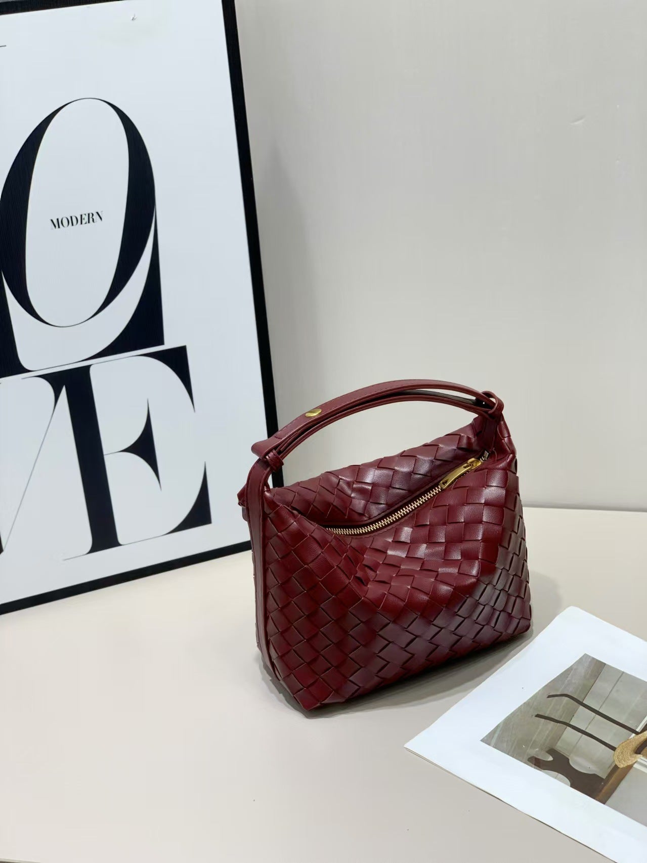 Women's Western Style Fashion Woven Retro Trend Handbags