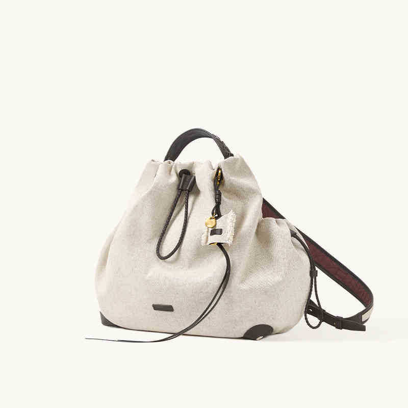 Women's Bena Series Mountain Pine Niche Retro Backpacks