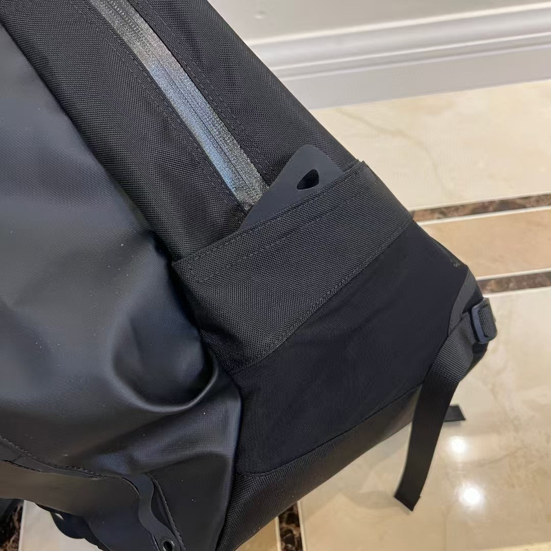 Women's & Men's & Mountain Climbing Biking Waterproof Large Backpacks