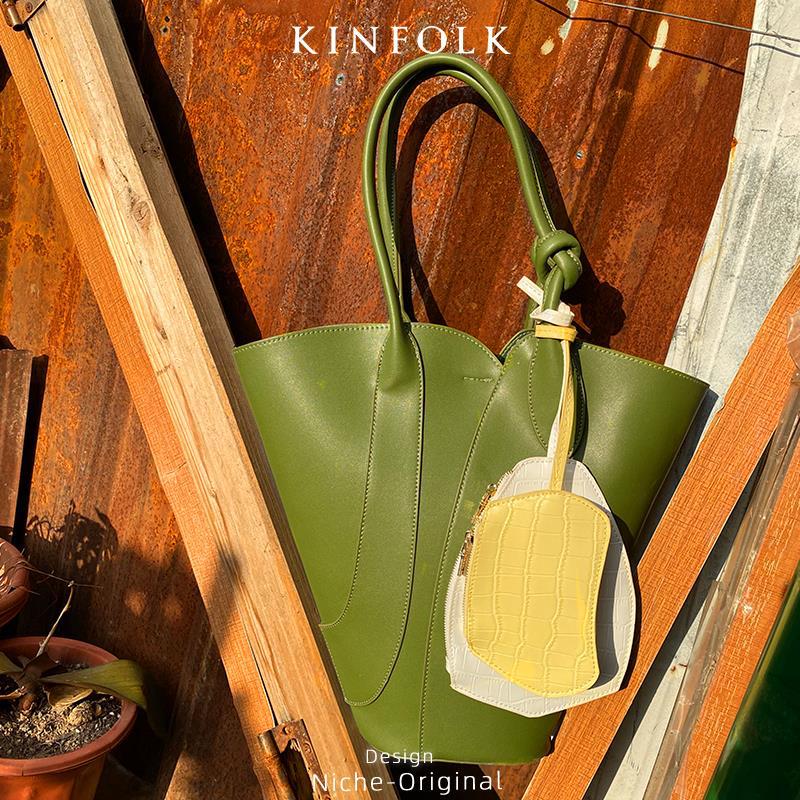 Women's Early Spring Artistic Fashion Decoration Matching Simple Shoulder Bags