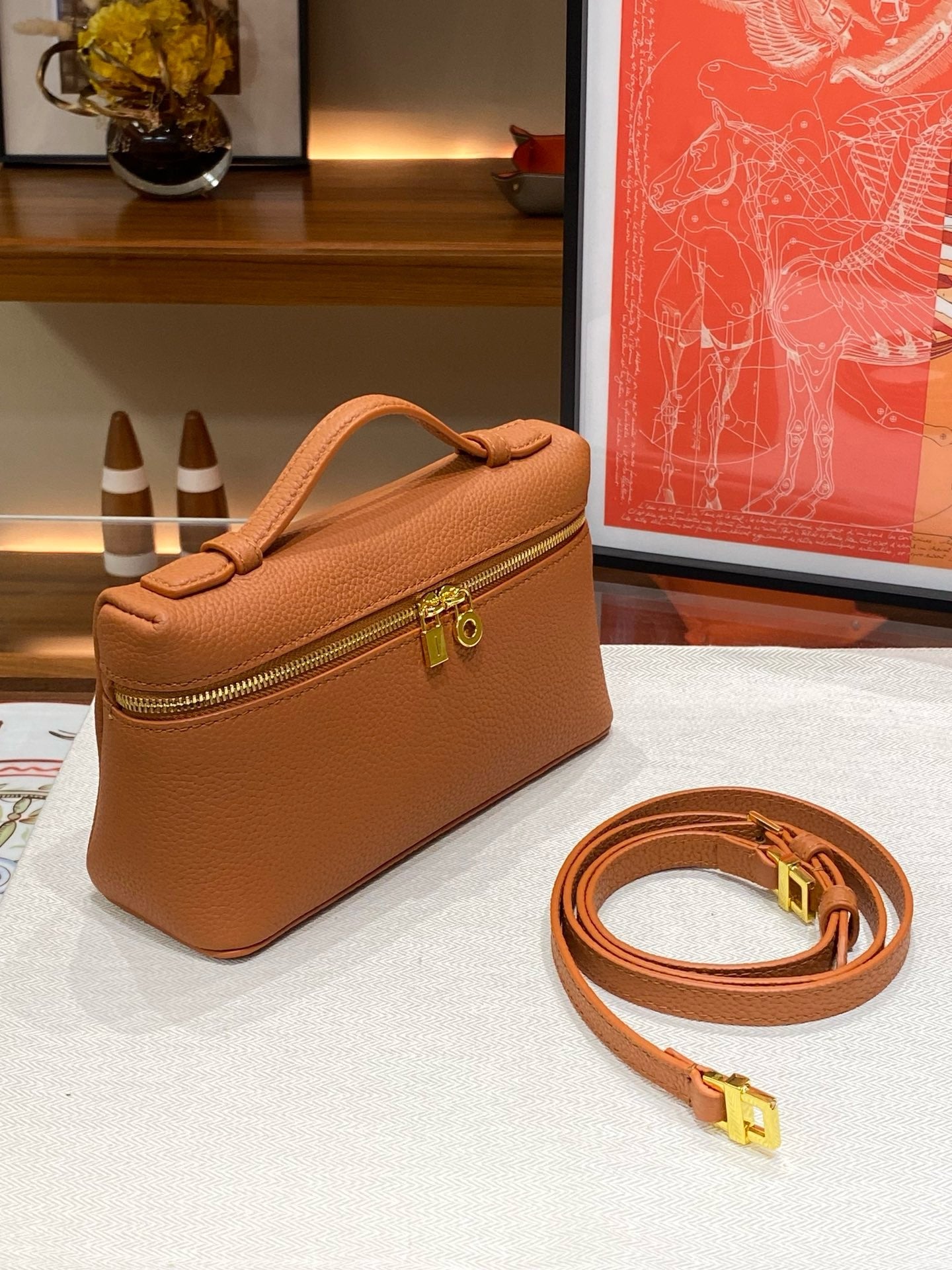 Women's Genuine Leather First Layer Cowhide Lychee Crossbody Bags