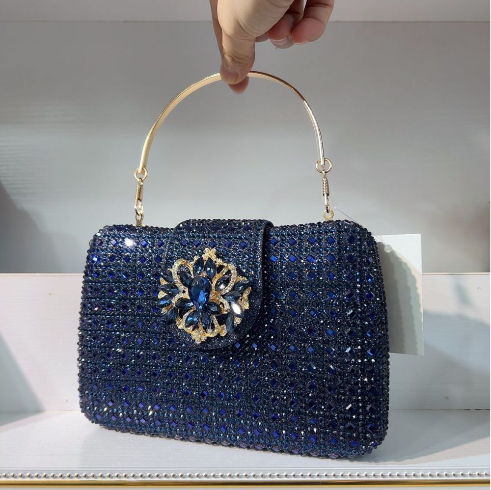 Women's Durable Full Diamond Clutch Banquet Handbags