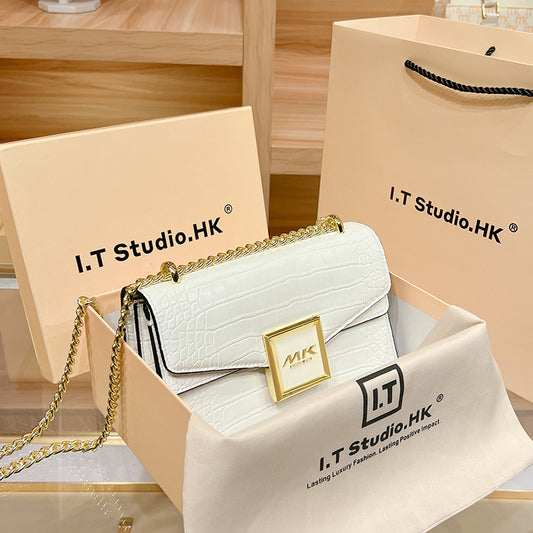 Women's Pretty Leather Chain Fashion Popular Shoulder Bags