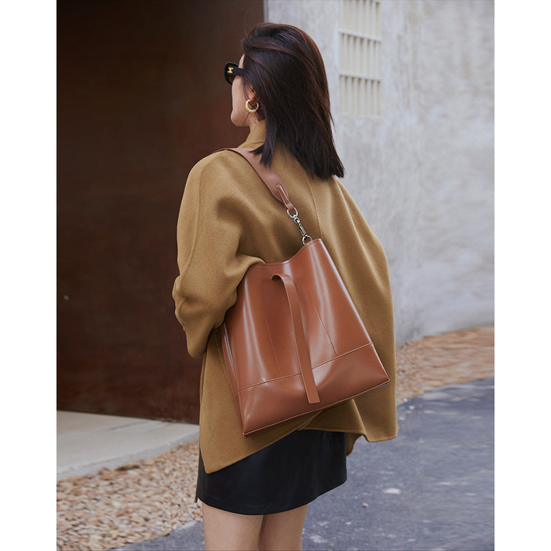Women's Genuine Leather High-grade Commute Large Capacity Shoulder Bags